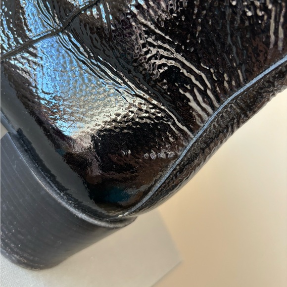 Everlane Boss Boot Black Patent - Picture 5 of 16